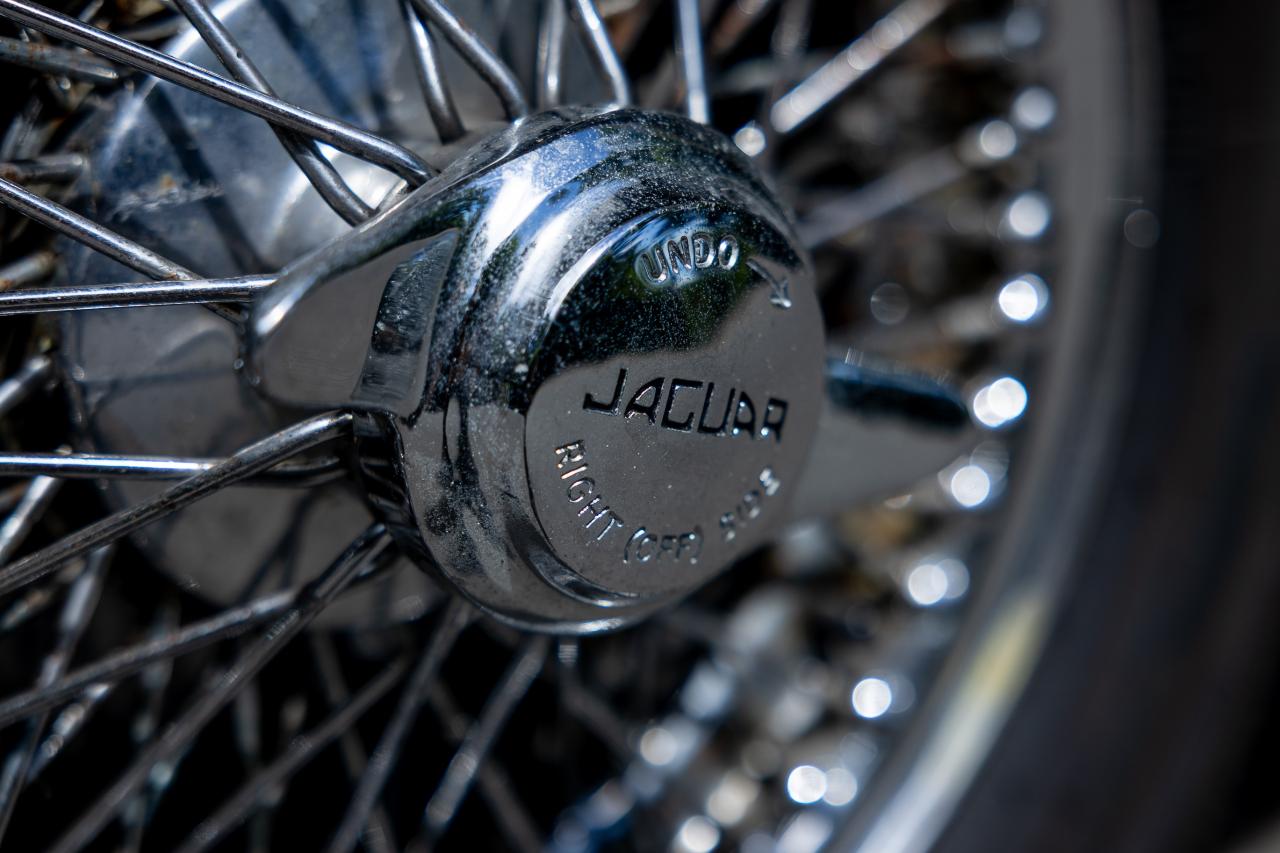 1967 Jaguar Mk. II 2.4 MOD
