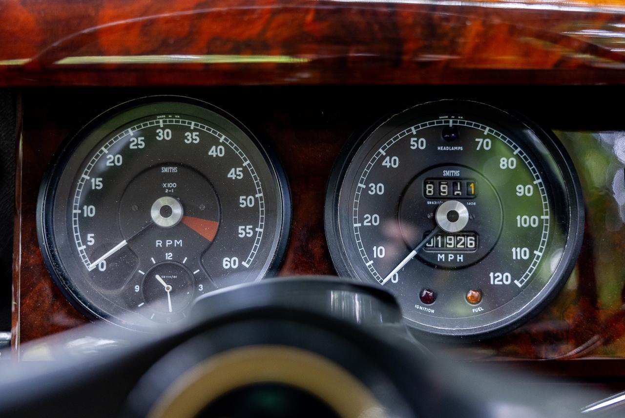1967 Jaguar Mk. II 2.4 MOD