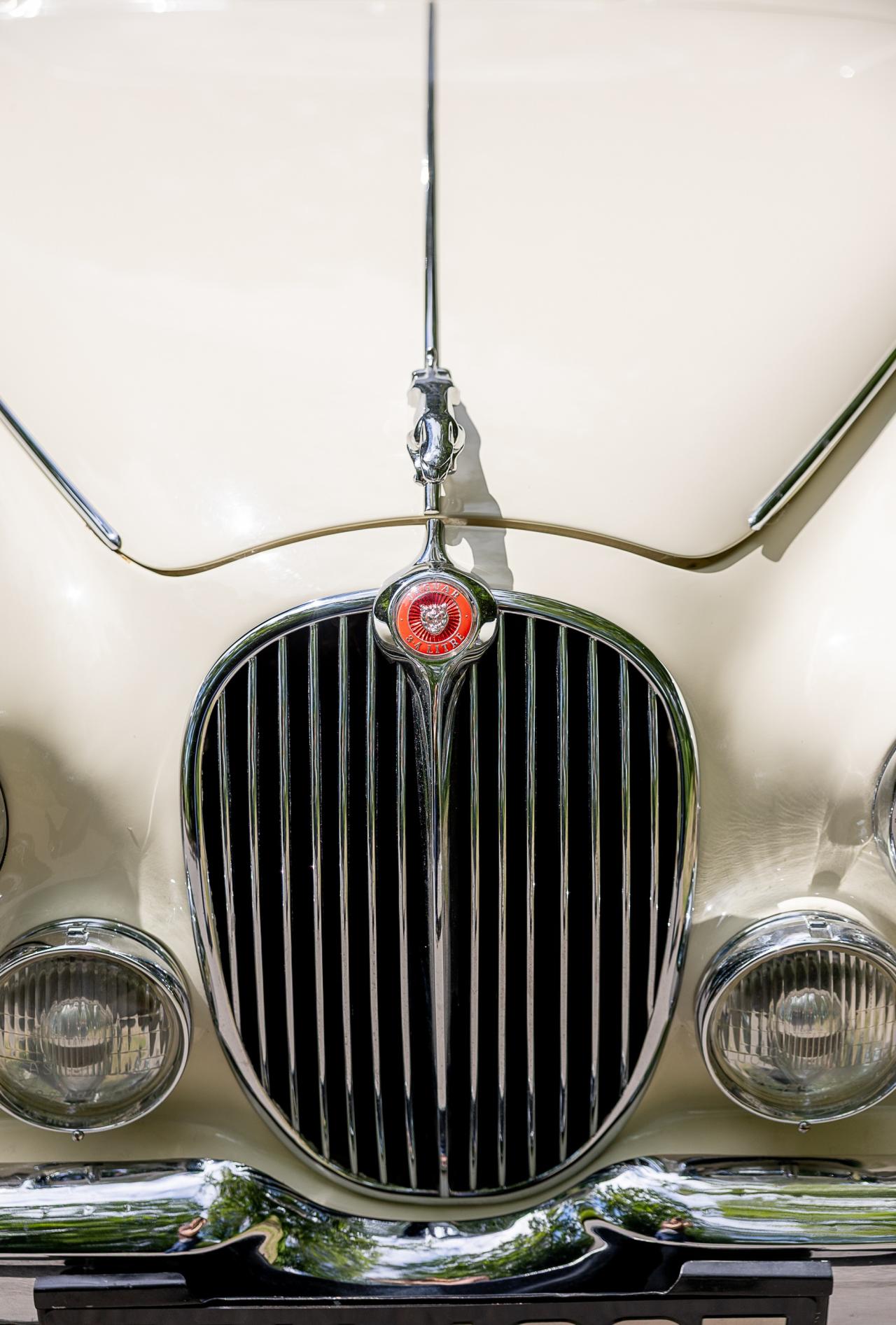 1967 Jaguar Mk. II 2.4 MOD