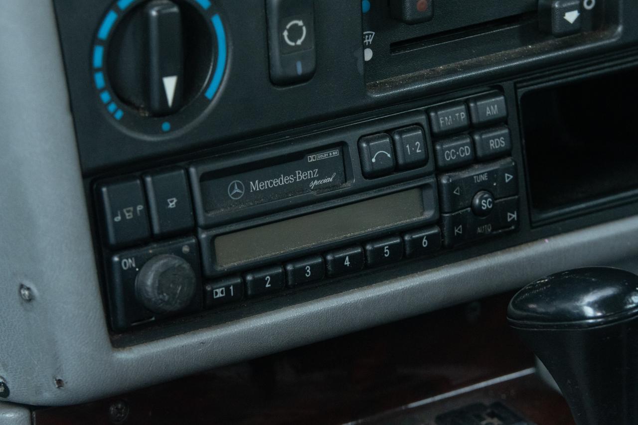 1995 Mercedes - Benz 300 GEL