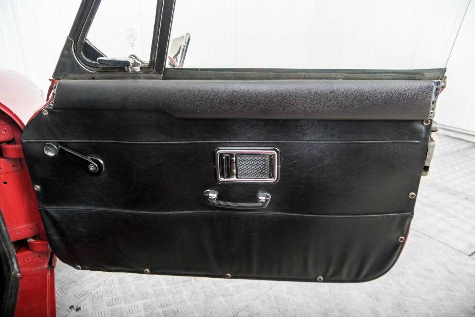 1967 MG B