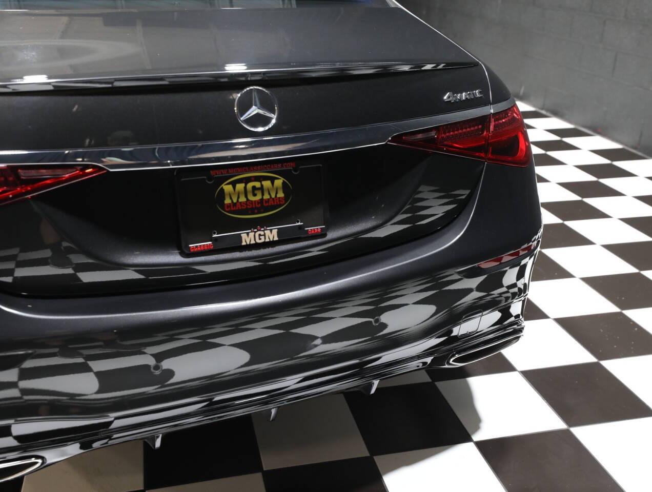 2022 Mercedes - Benz S-Class