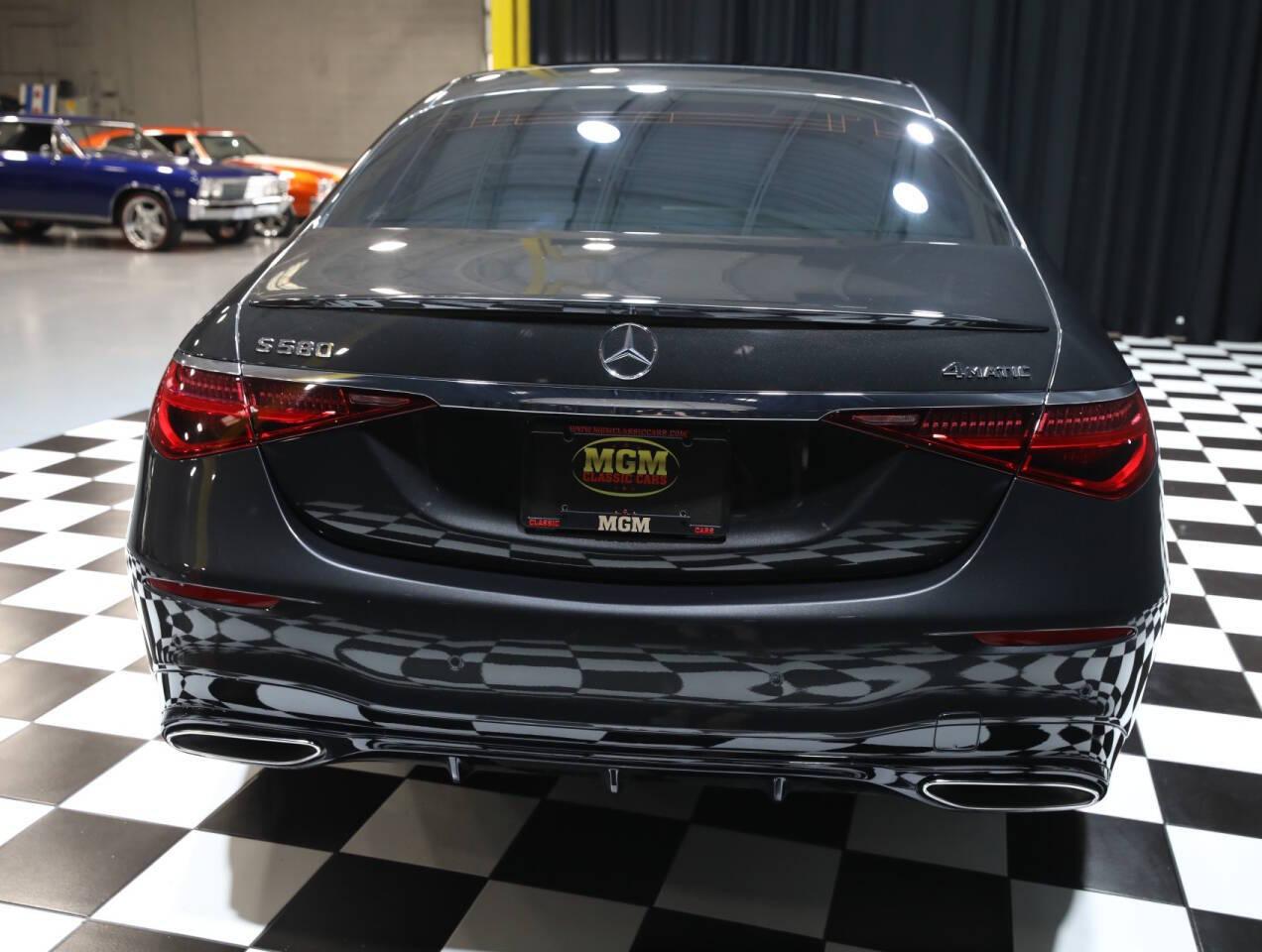 2022 Mercedes - Benz S-Class