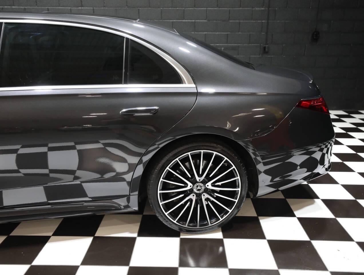 2022 Mercedes - Benz S-Class