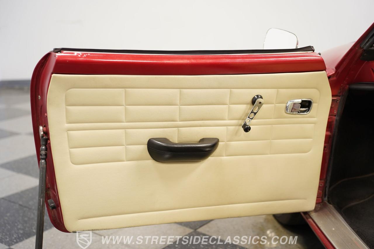 1971 Volkswagen Karmann Ghia Convertible