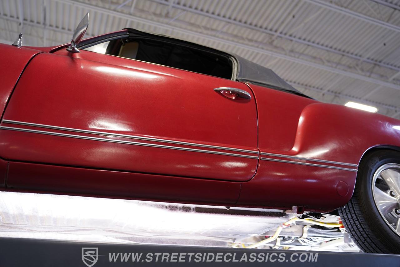 1971 Volkswagen Karmann Ghia Convertible