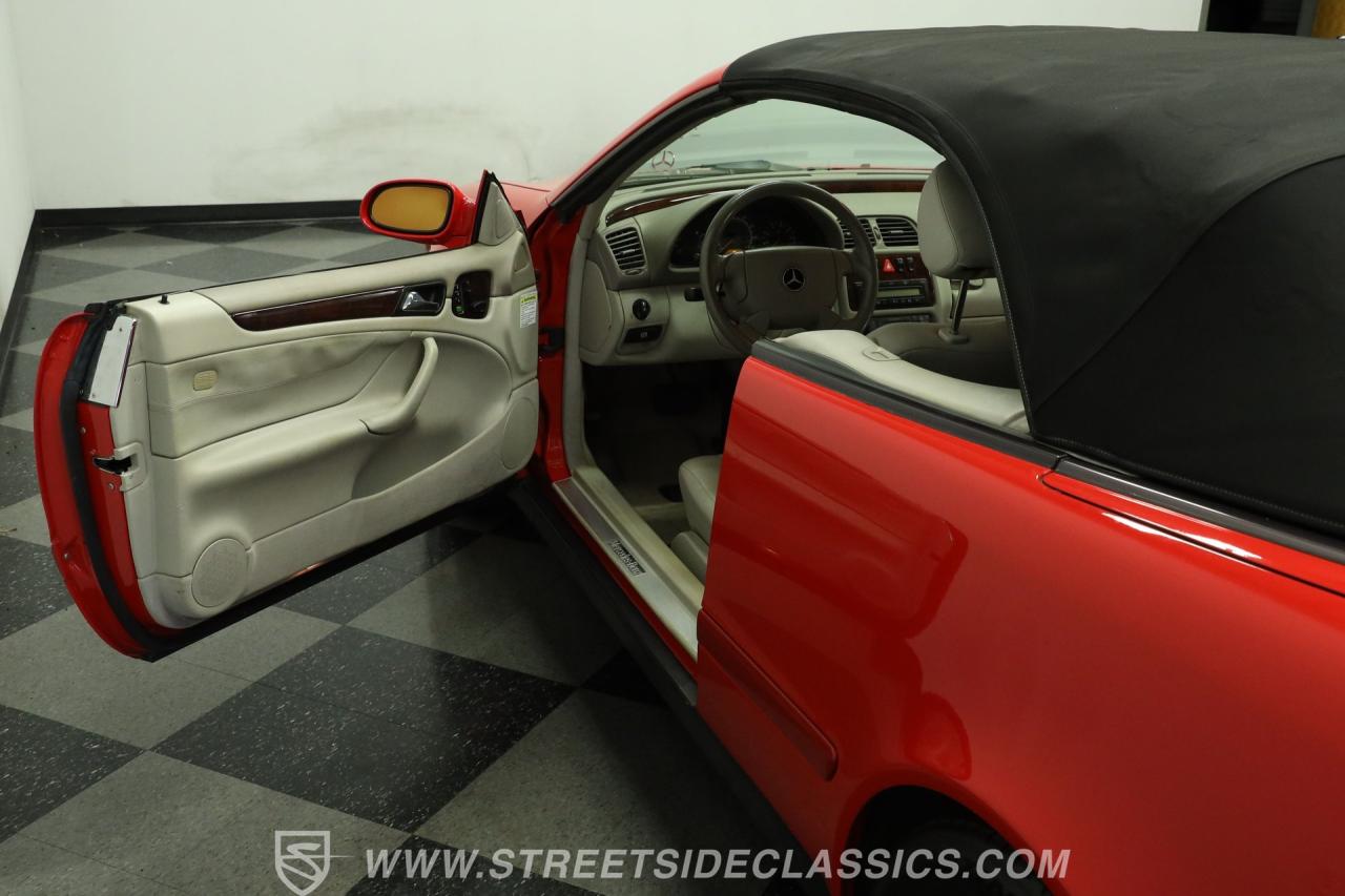 1999 Mercedes - Benz CLK320 Convertible