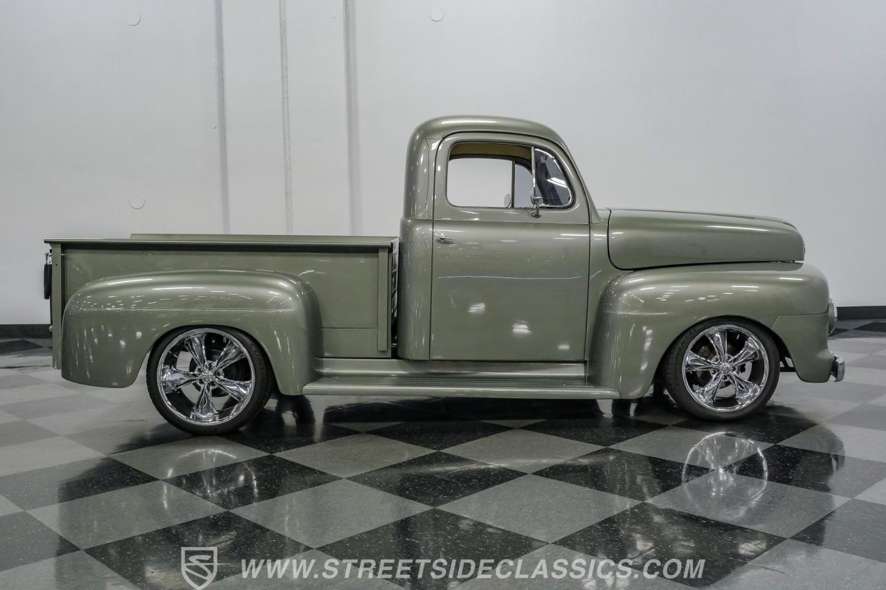 1951 Ford F-1 Restomod