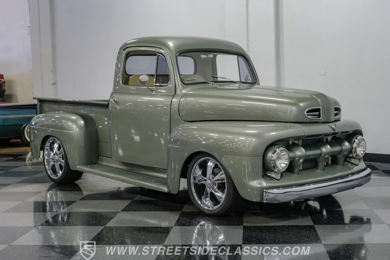 1951 Ford F-1 Restomod
