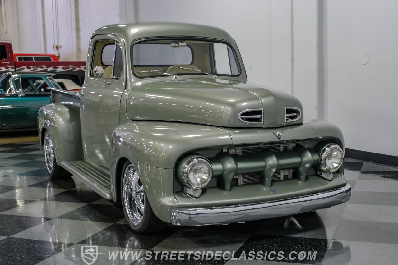 1951 Ford F-1 Restomod