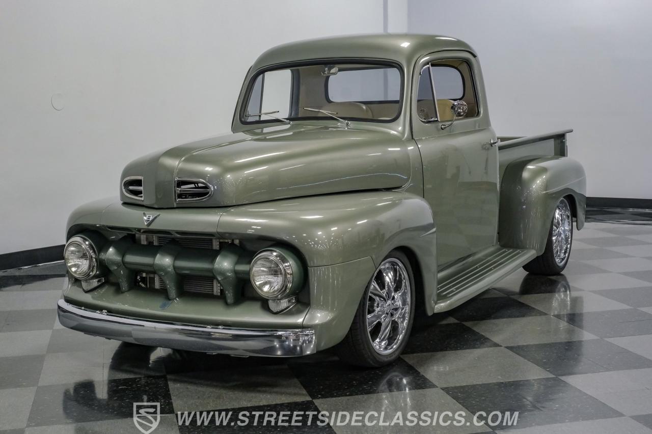 1951 Ford F-1 Restomod