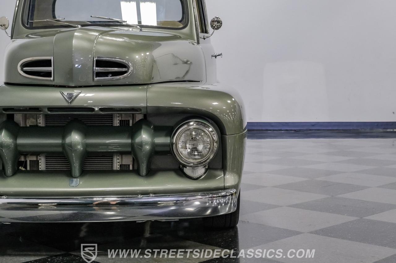 1951 Ford F-1 Restomod