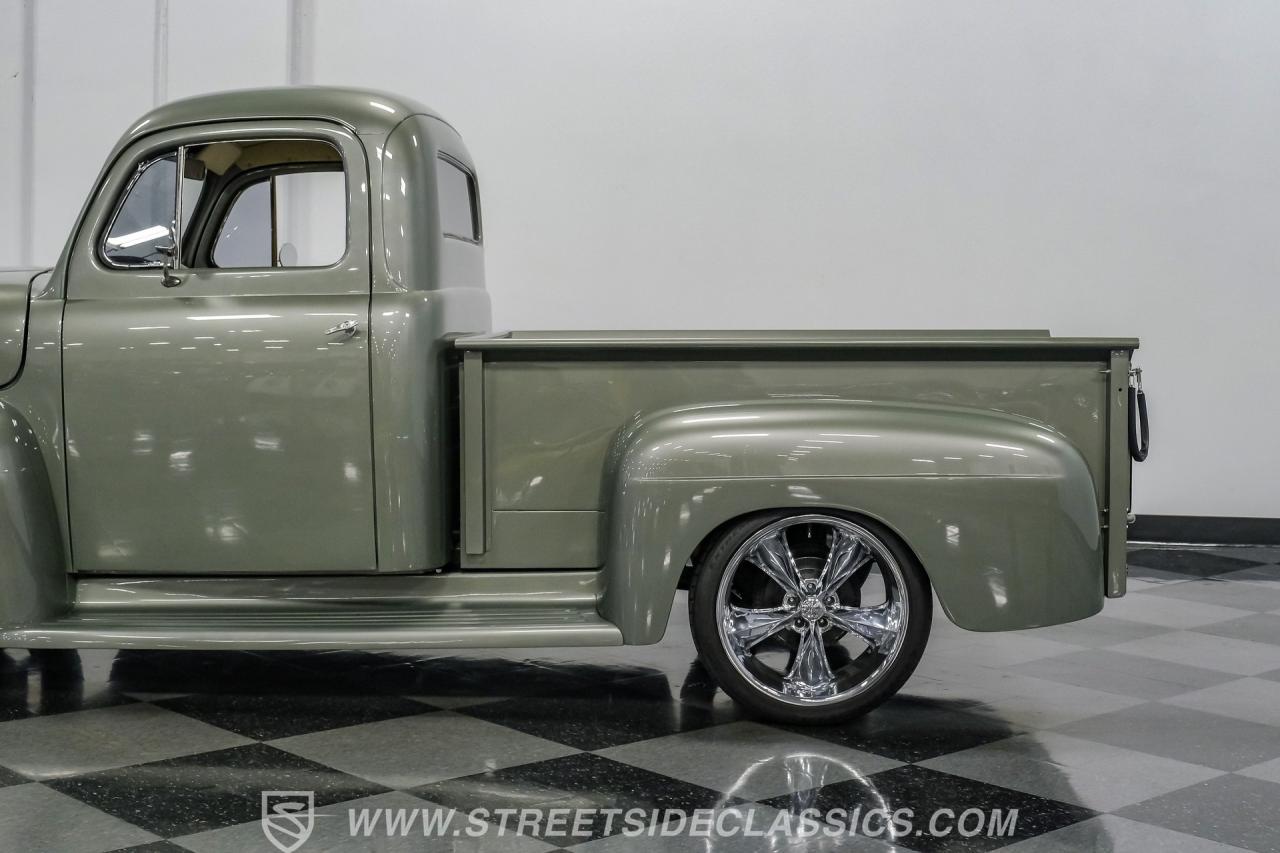 1951 Ford F-1 Restomod