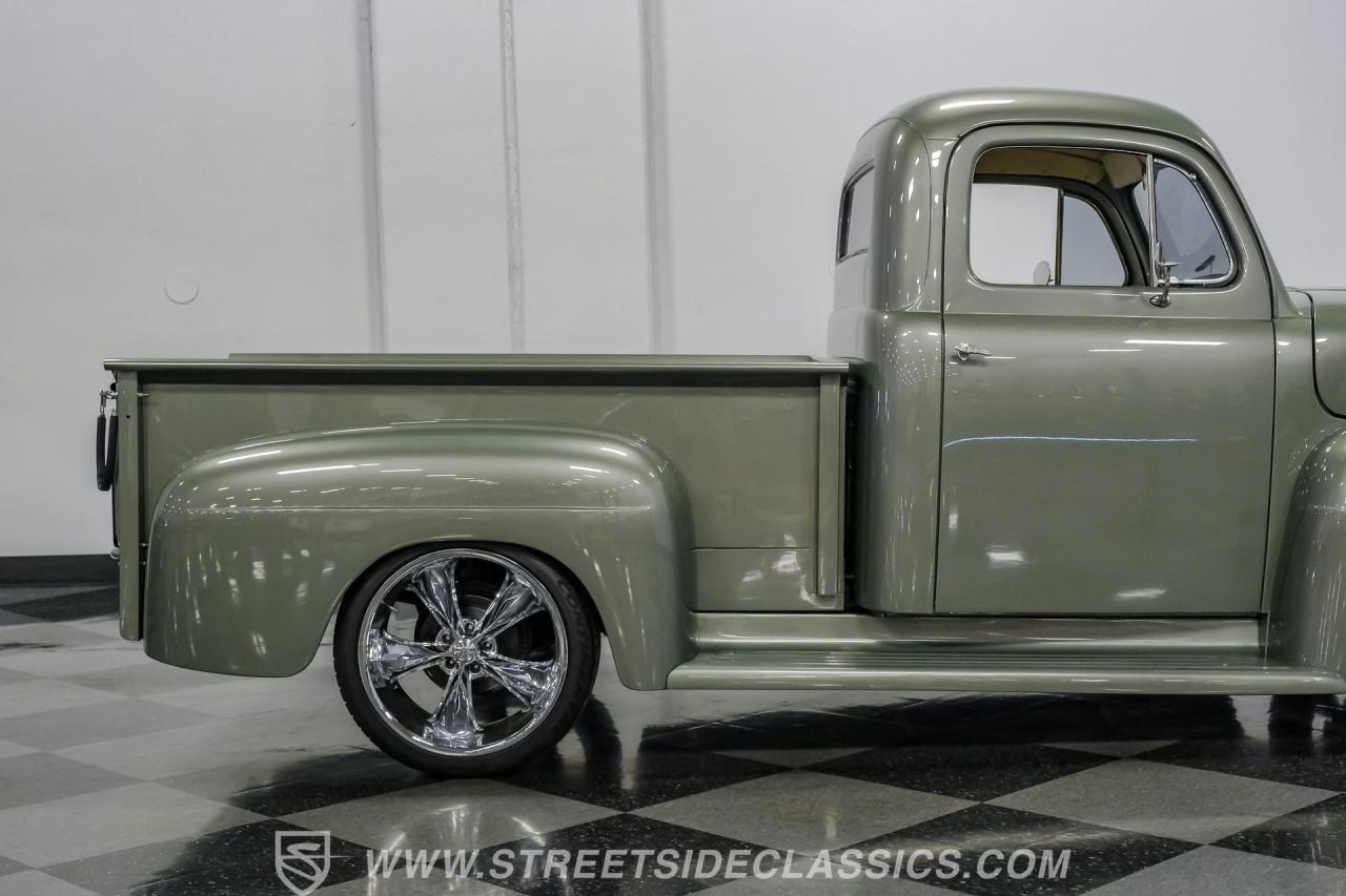 1951 Ford F-1 Restomod