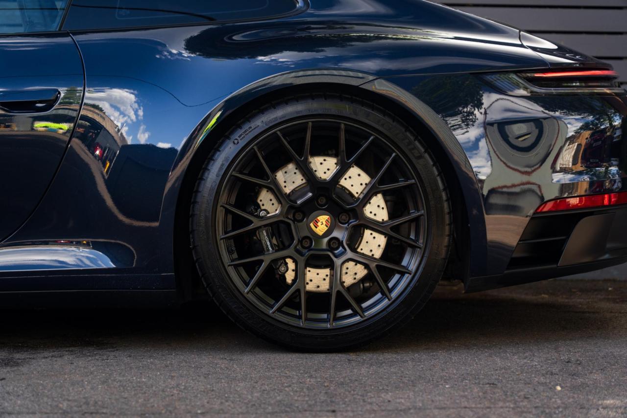 2021 Porsche 911 (992) GTS