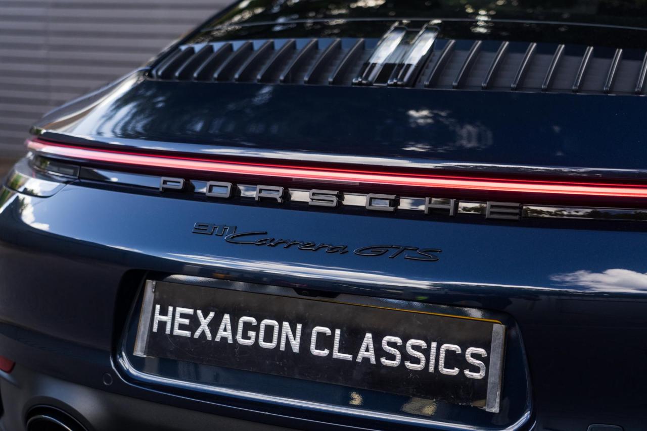 2021 Porsche 911 (992) GTS
