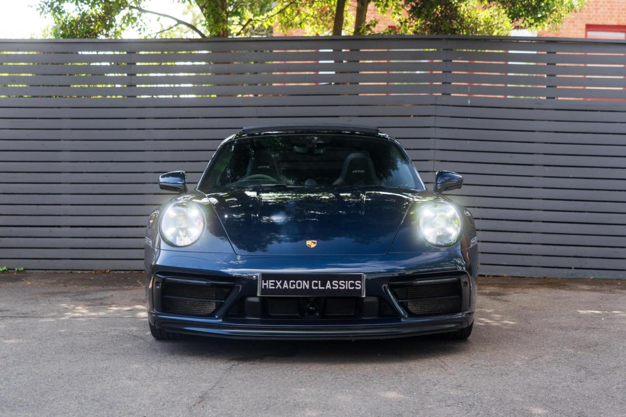 2021 Porsche 911 (992) GTS