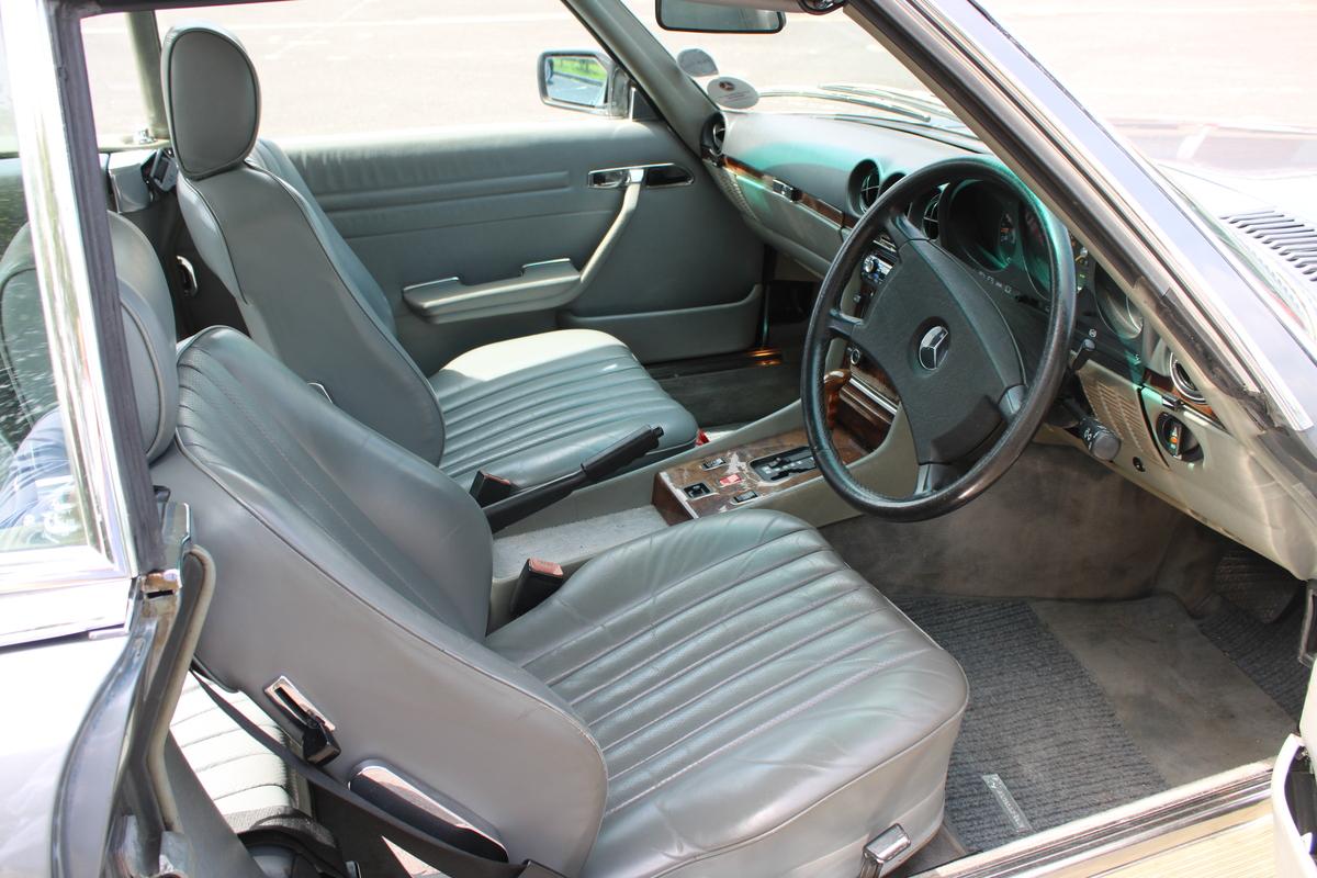 1988 Mercedes - Benz 300 SL R107