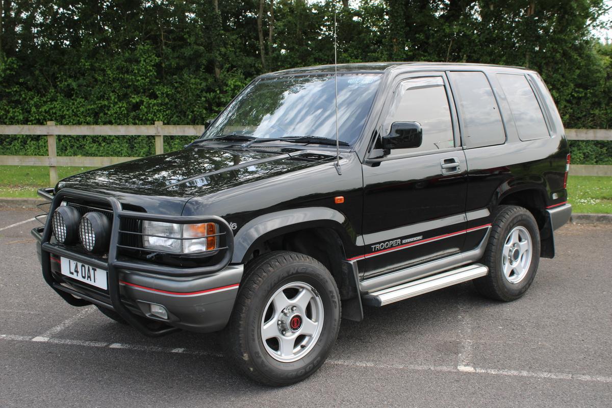 1994 Isuzu TROOPER CITATION SWB