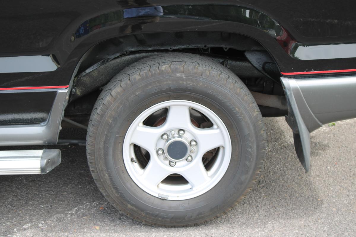 1994 Isuzu TROOPER CITATION SWB