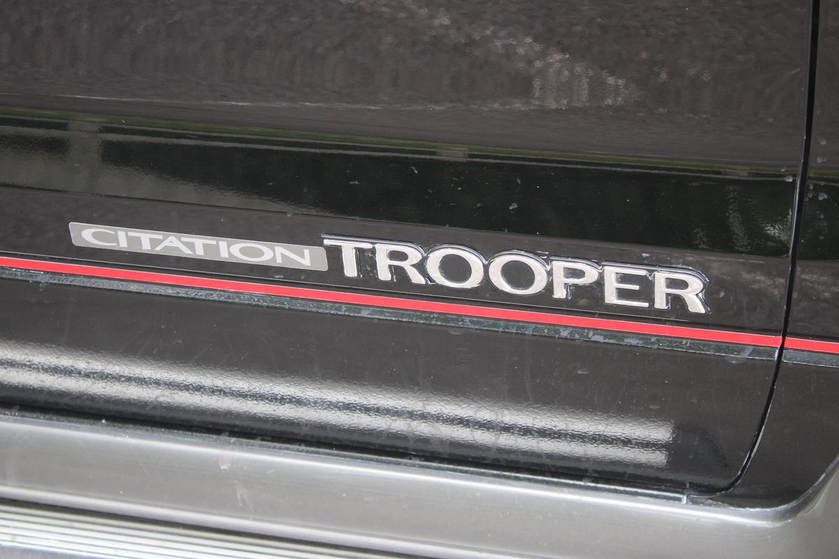 1994 Isuzu TROOPER CITATION SWB
