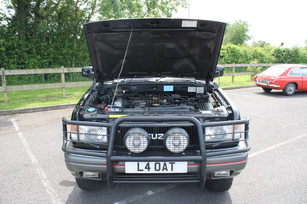 1994 Isuzu TROOPER CITATION SWB