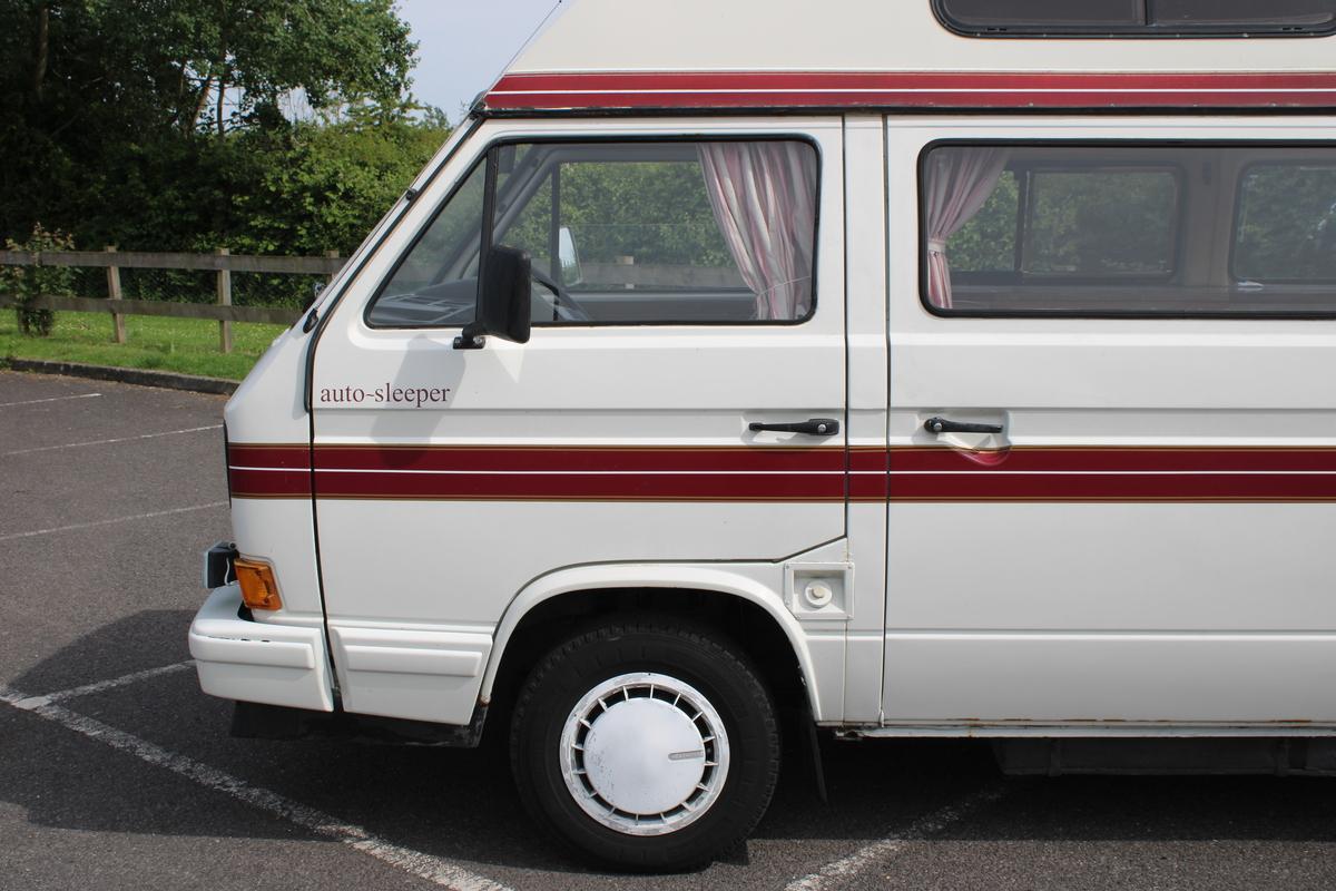 1990 Volkswagen T25 AUTO SLEEPER TRIDENT