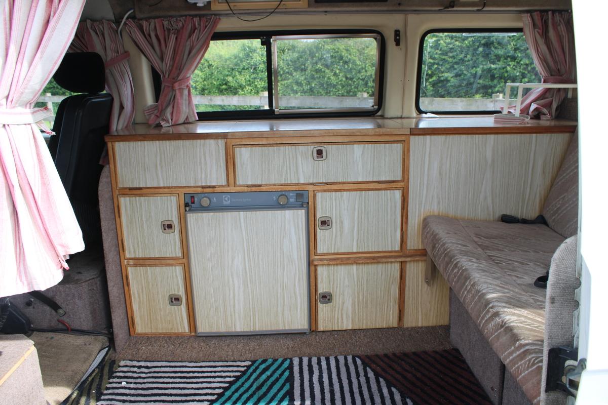 1990 Volkswagen T25 AUTO SLEEPER TRIDENT