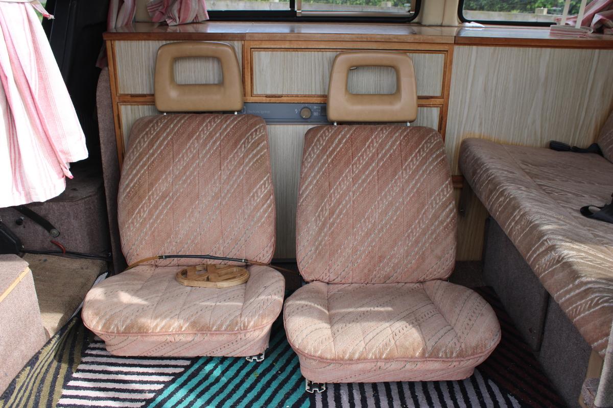 1990 Volkswagen T25 AUTO SLEEPER TRIDENT