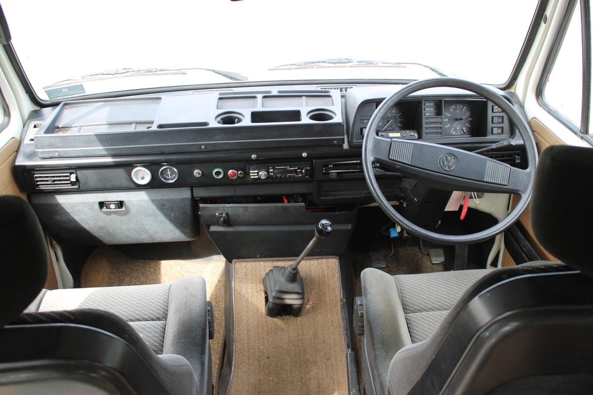 1990 Volkswagen T25 AUTO SLEEPER TRIDENT