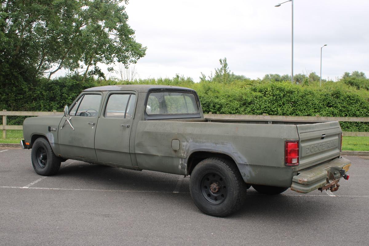 1985 Dodge RAM D350 DUAL CAB