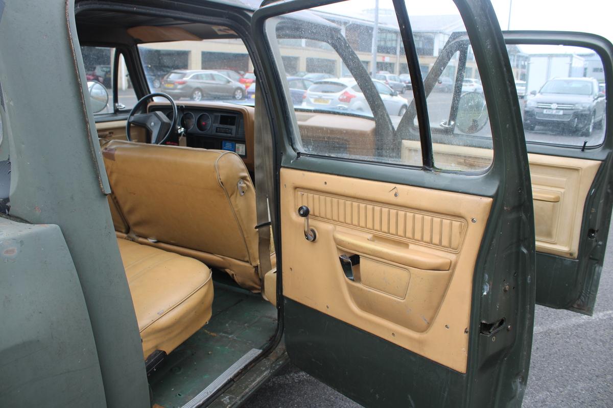 1985 Dodge RAM D350 DUAL CAB