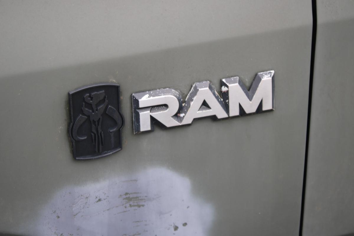 1985 Dodge RAM D350 DUAL CAB