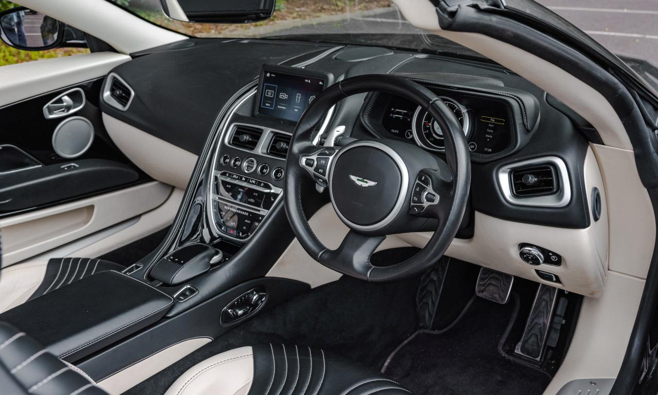 2018 Aston Martin DB11 Volante (4.0 litre)