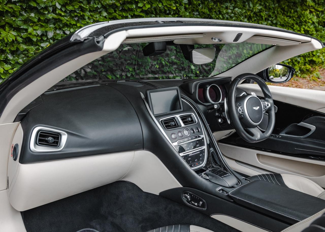 2018 Aston Martin DB11 Volante (4.0 litre)