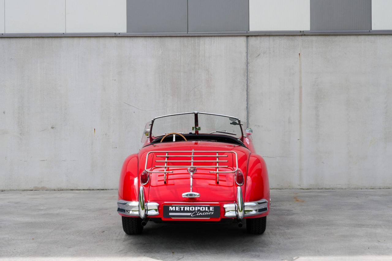 1954 Jaguar XK140 SE OTS