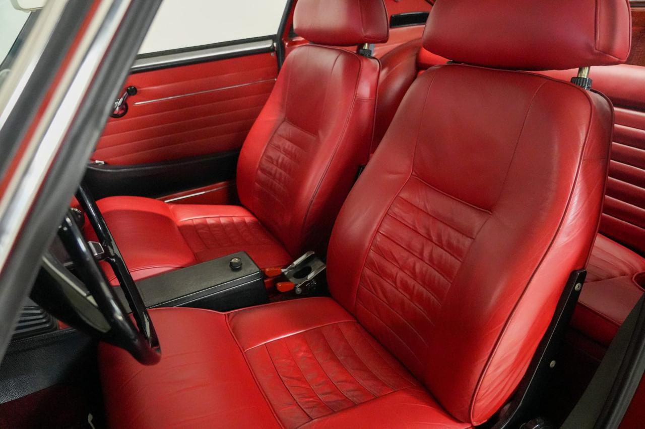 1970 Volvo P 1800 E