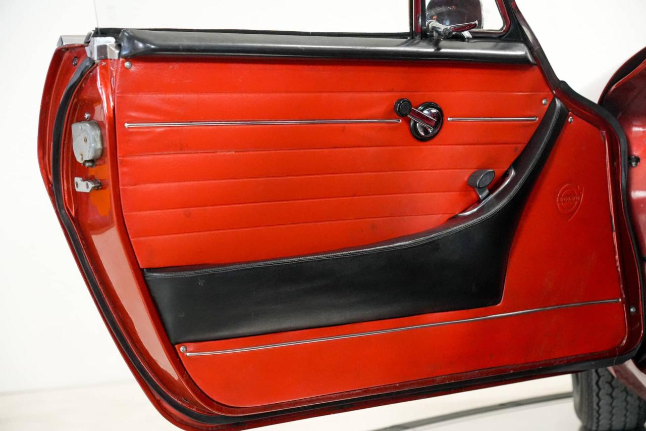 1970 Volvo P 1800 E