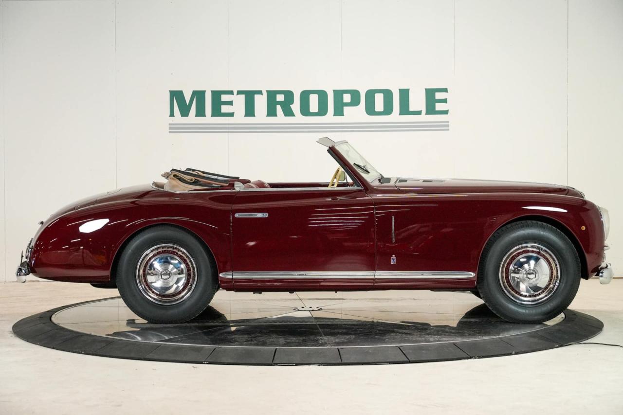1949 Alfa Romeo 6C 2500 Passo Corto Super Sport Cabriolet by Pinin Farina
