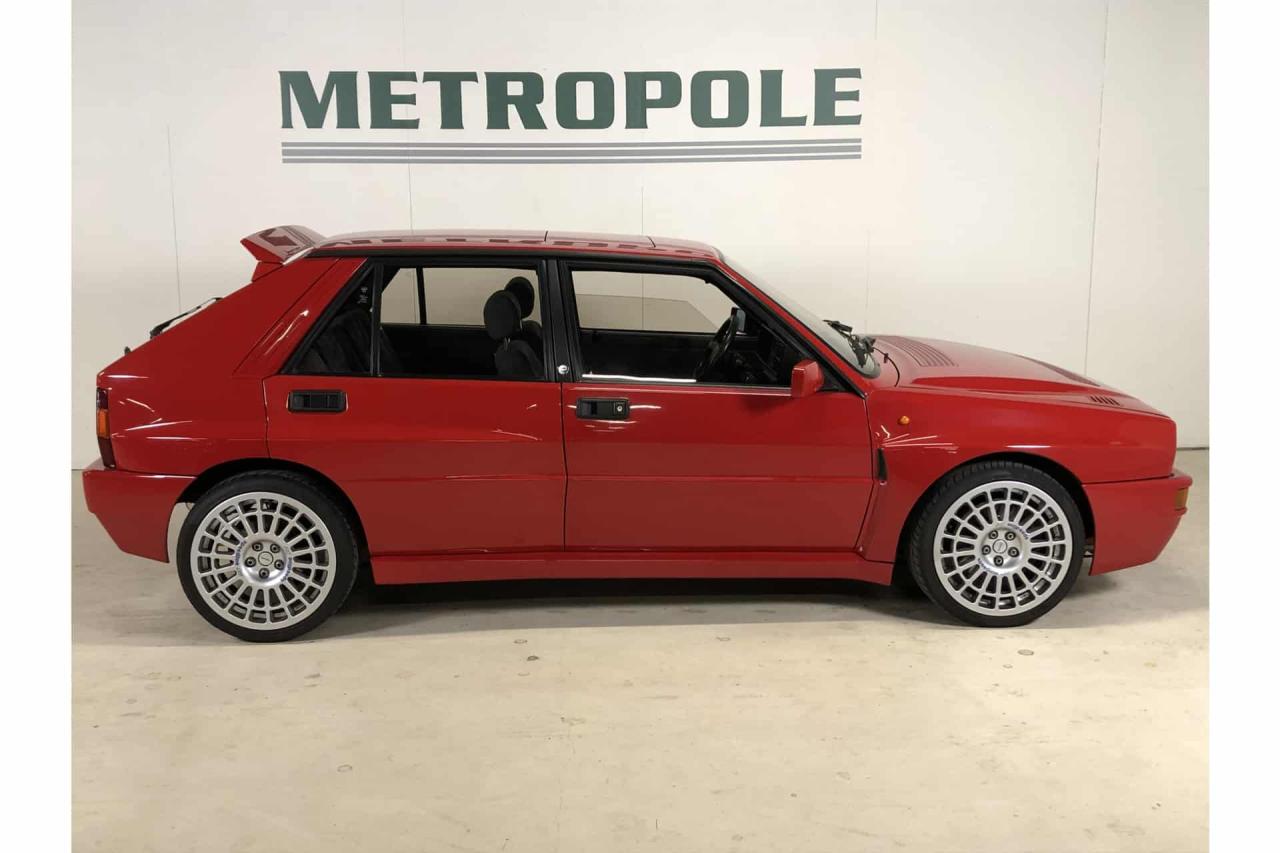 1992 Lancia Delta HF Integrals