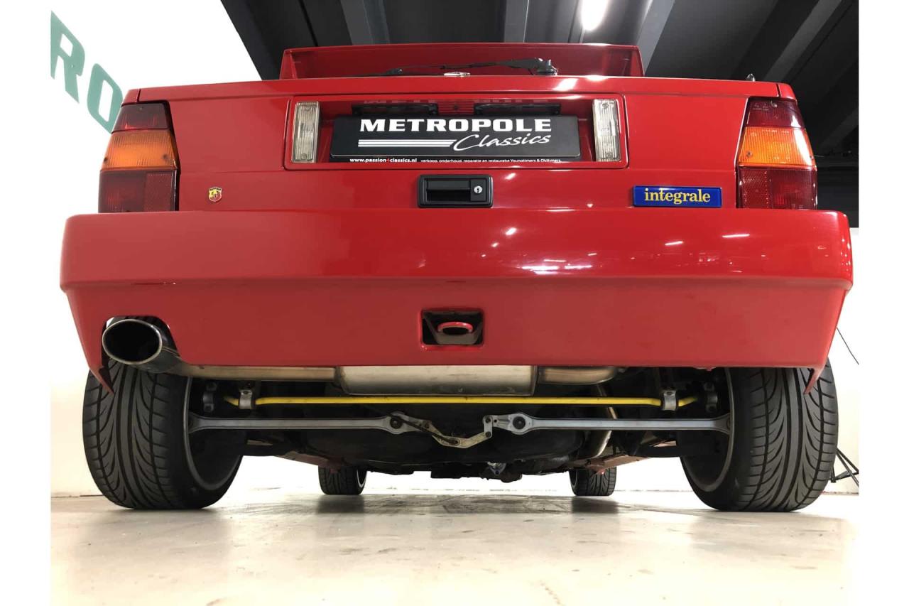 1992 Lancia Delta HF Integrals