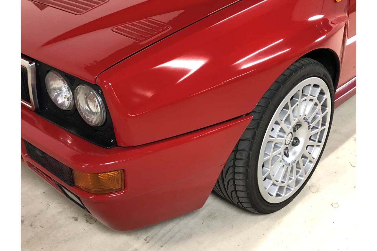 1992 Lancia Delta HF Integrals