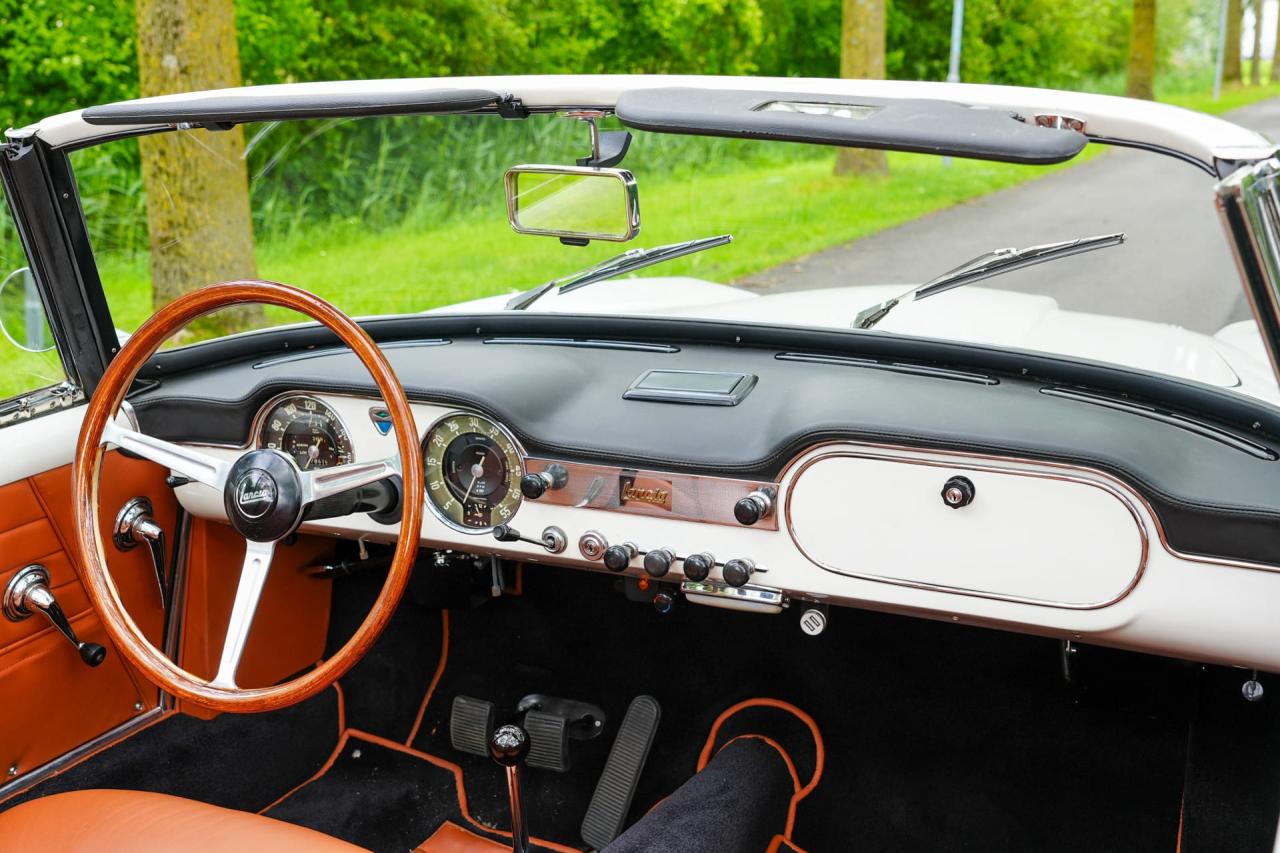 1963 Lancia Flaminia Touring Convertible 3C 2.5