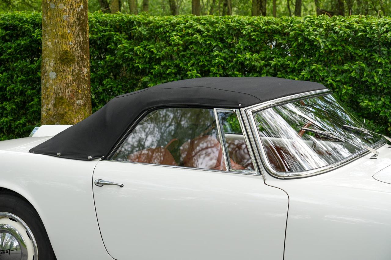 1963 Lancia Flaminia Touring Convertible 3C 2.5