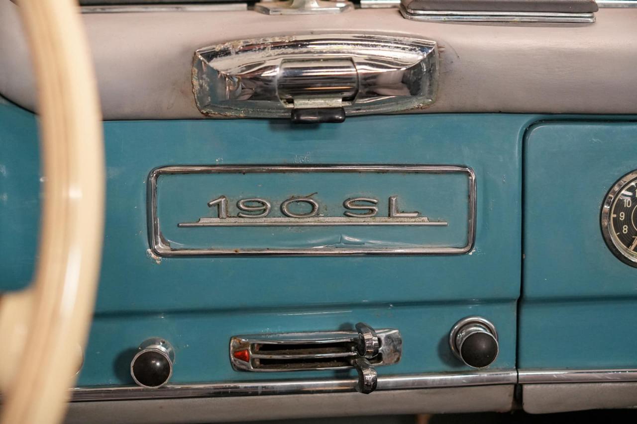 1960 Mercedes - Benz 190 SL
