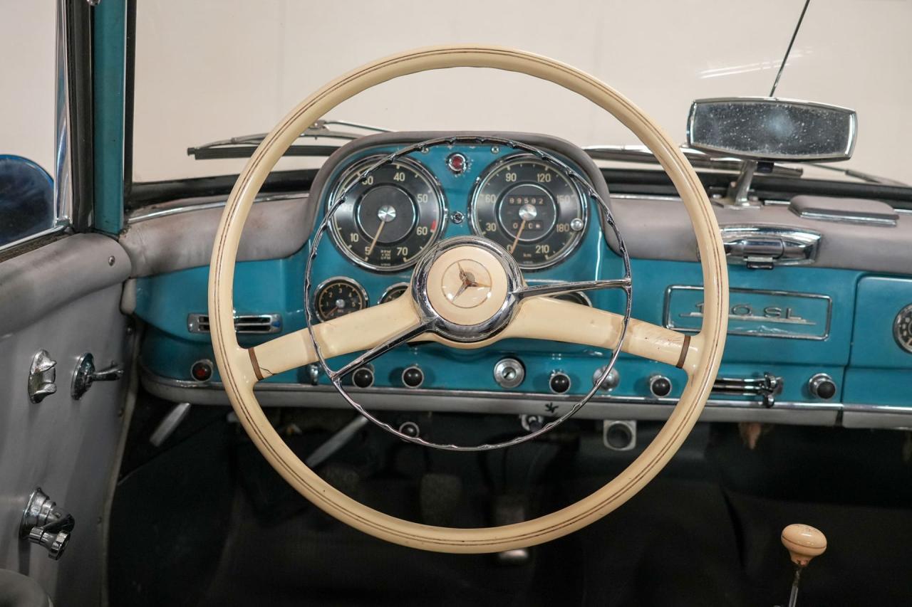 1960 Mercedes - Benz 190 SL