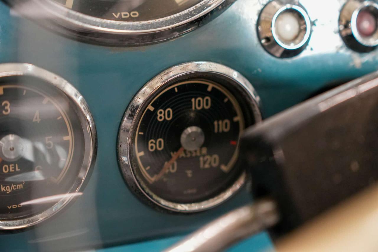 1960 Mercedes - Benz 190 SL