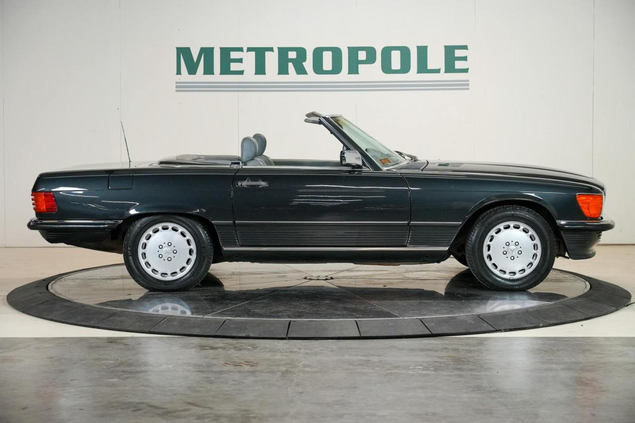 1988 Mercedes - Benz 560 SL