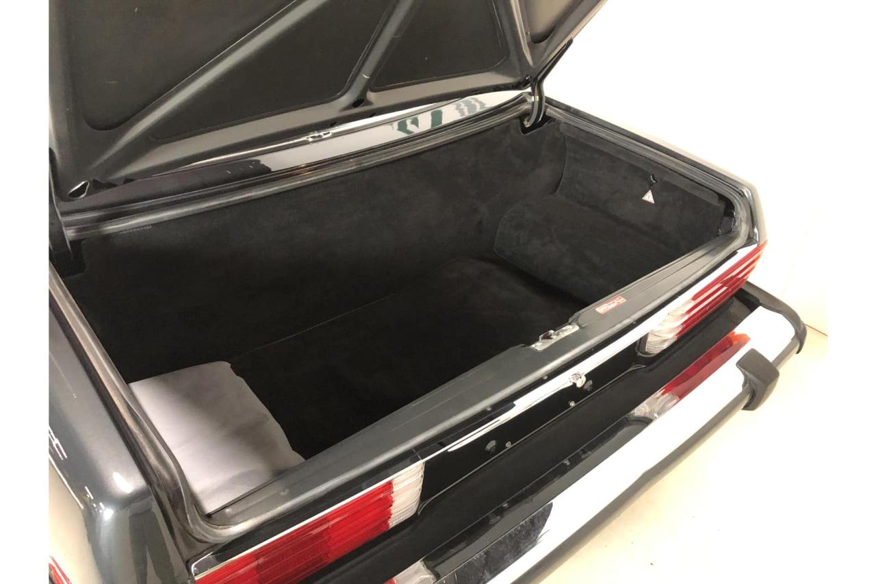 1988 Mercedes - Benz 560 SL