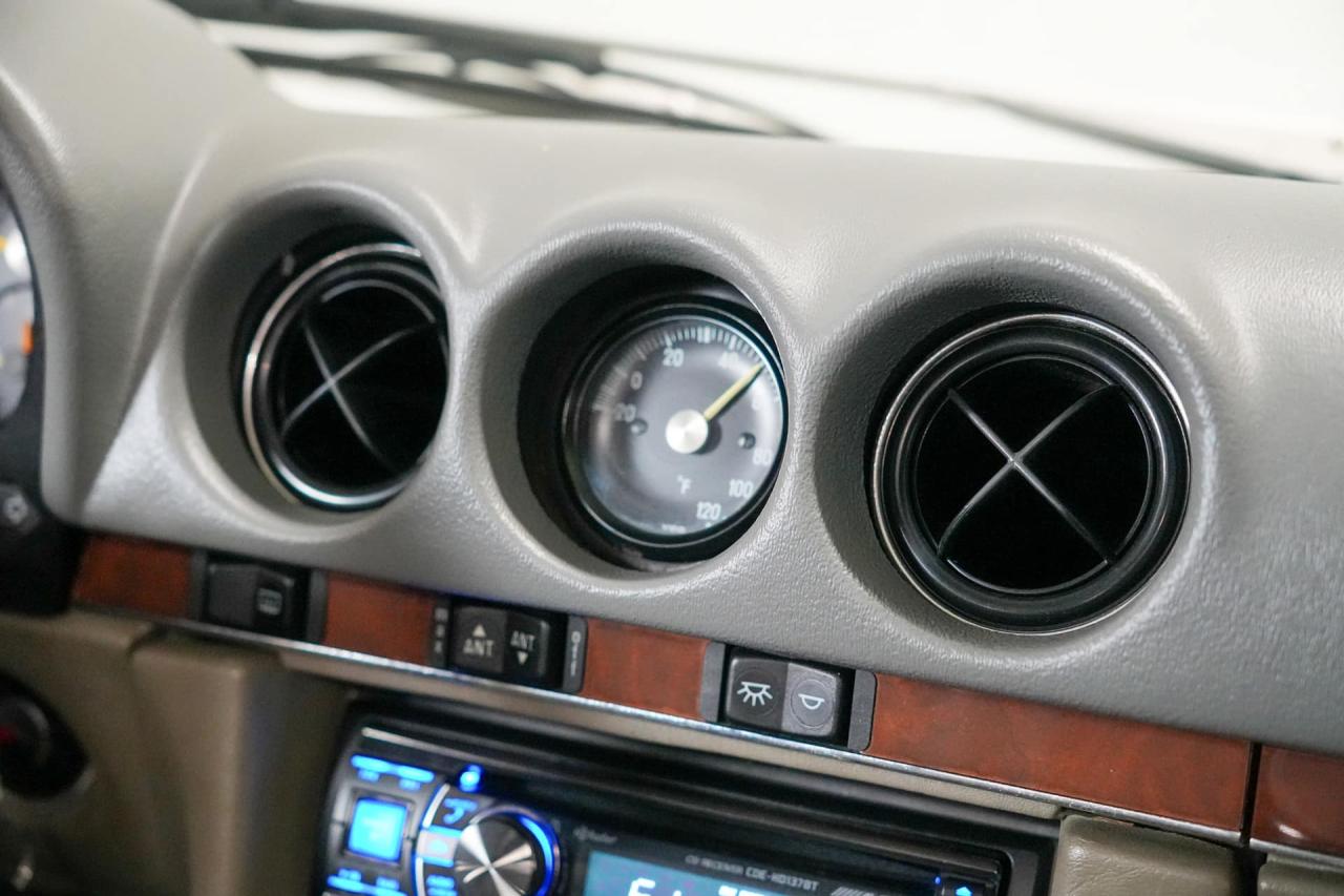 1988 Mercedes - Benz 560 SL